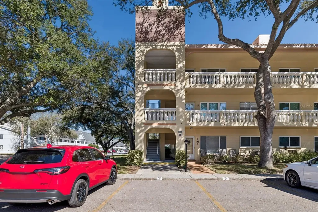 2226 Switzerland Way Clearwater FL 33763