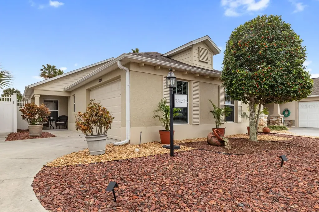 1204 Flamingo Place The Villages FL 32162
