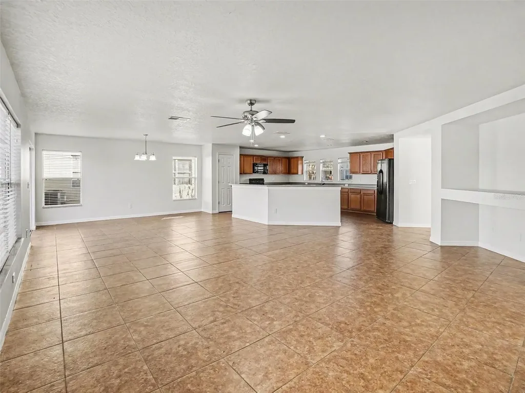 13811 Earpod Drive Orlando FL 32828