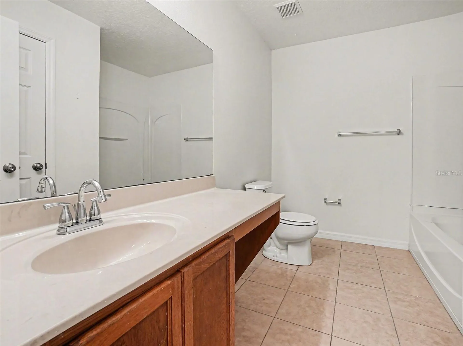 13811 Earpod Drive Orlando FL 32828