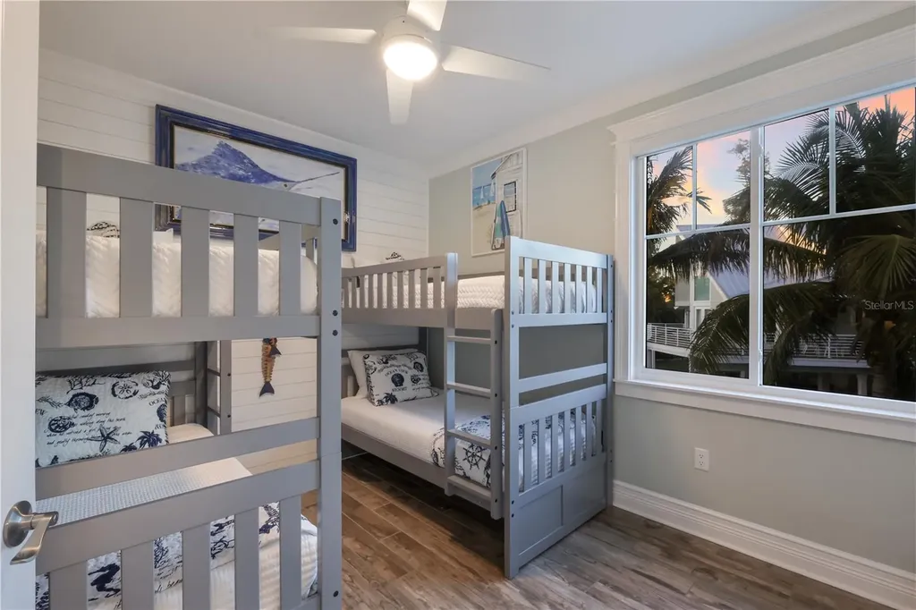 313 Hammock Circle Anna Maria FL 34216