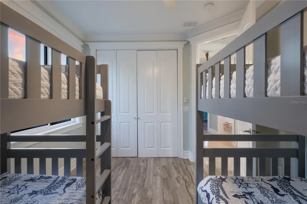 313 Hammock Circle Anna Maria FL 34216