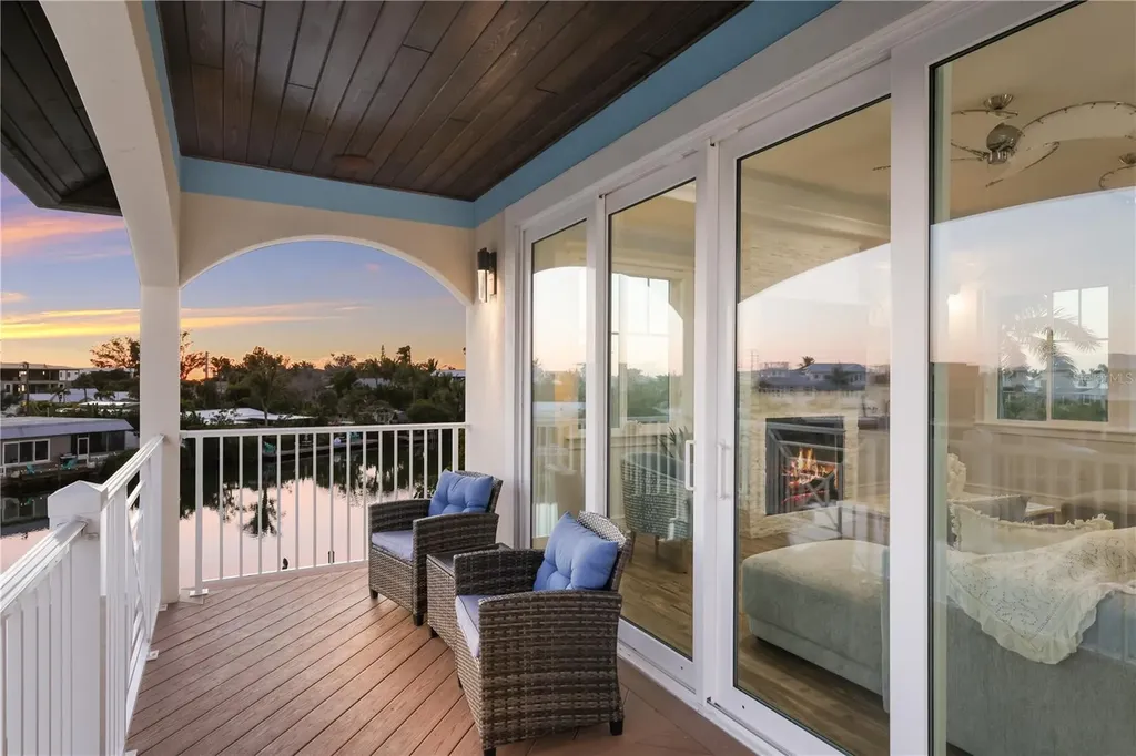 313 Hammock Circle Anna Maria FL 34216