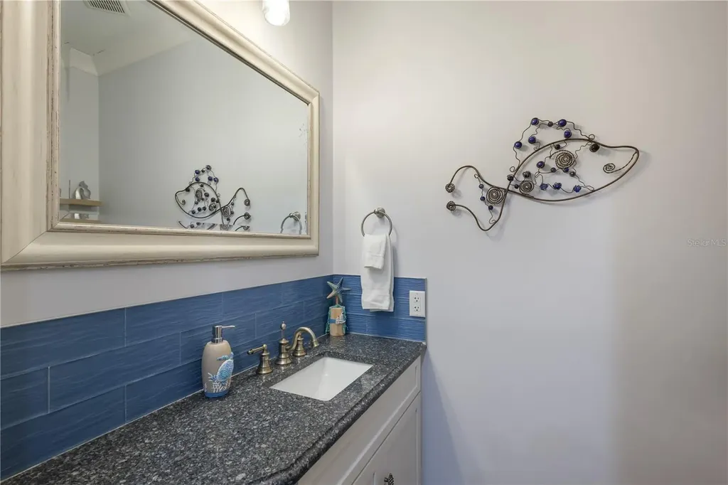 313 Hammock Circle Anna Maria FL 34216