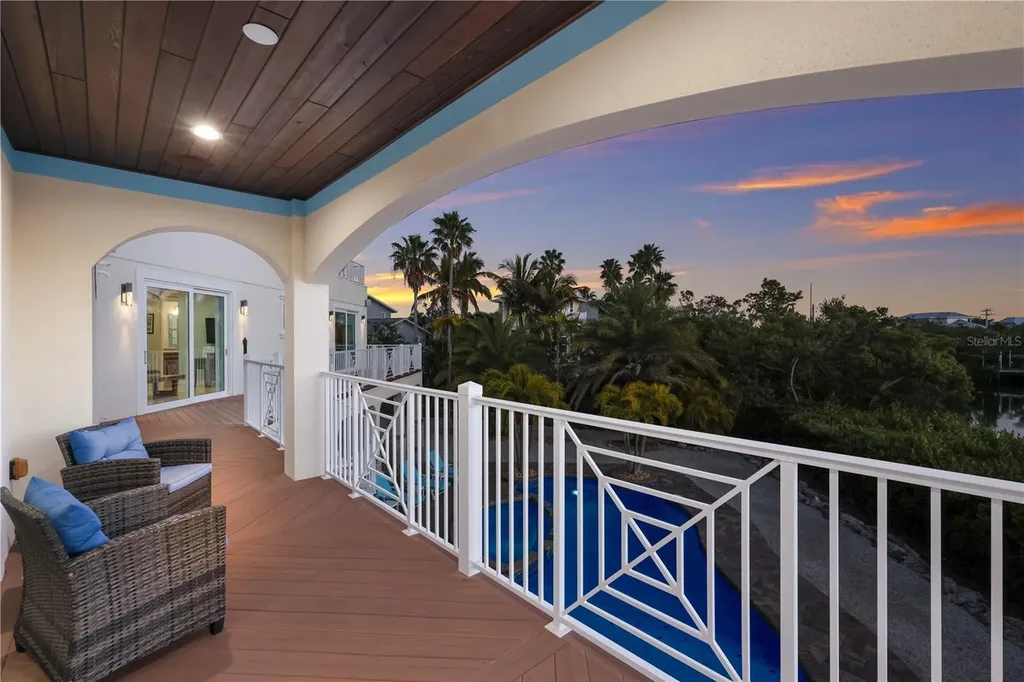 313 Hammock Circle Anna Maria FL 34216