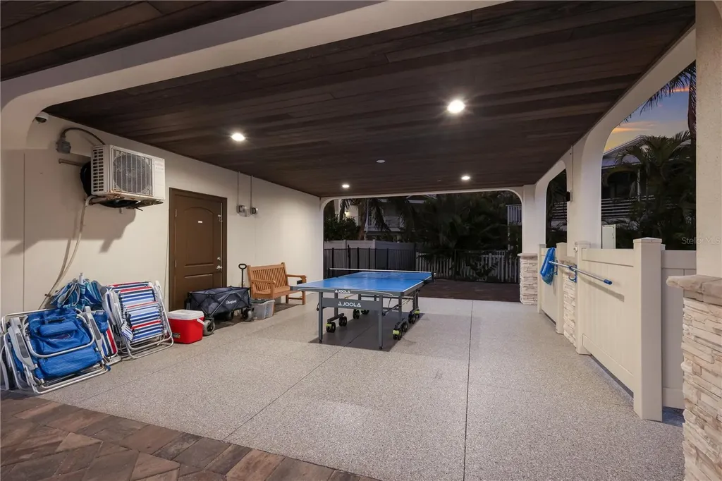 313 Hammock Circle Anna Maria FL 34216