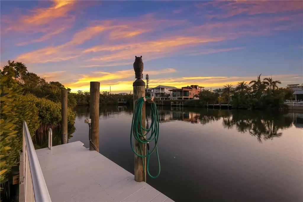 313 Hammock Circle Anna Maria FL 34216