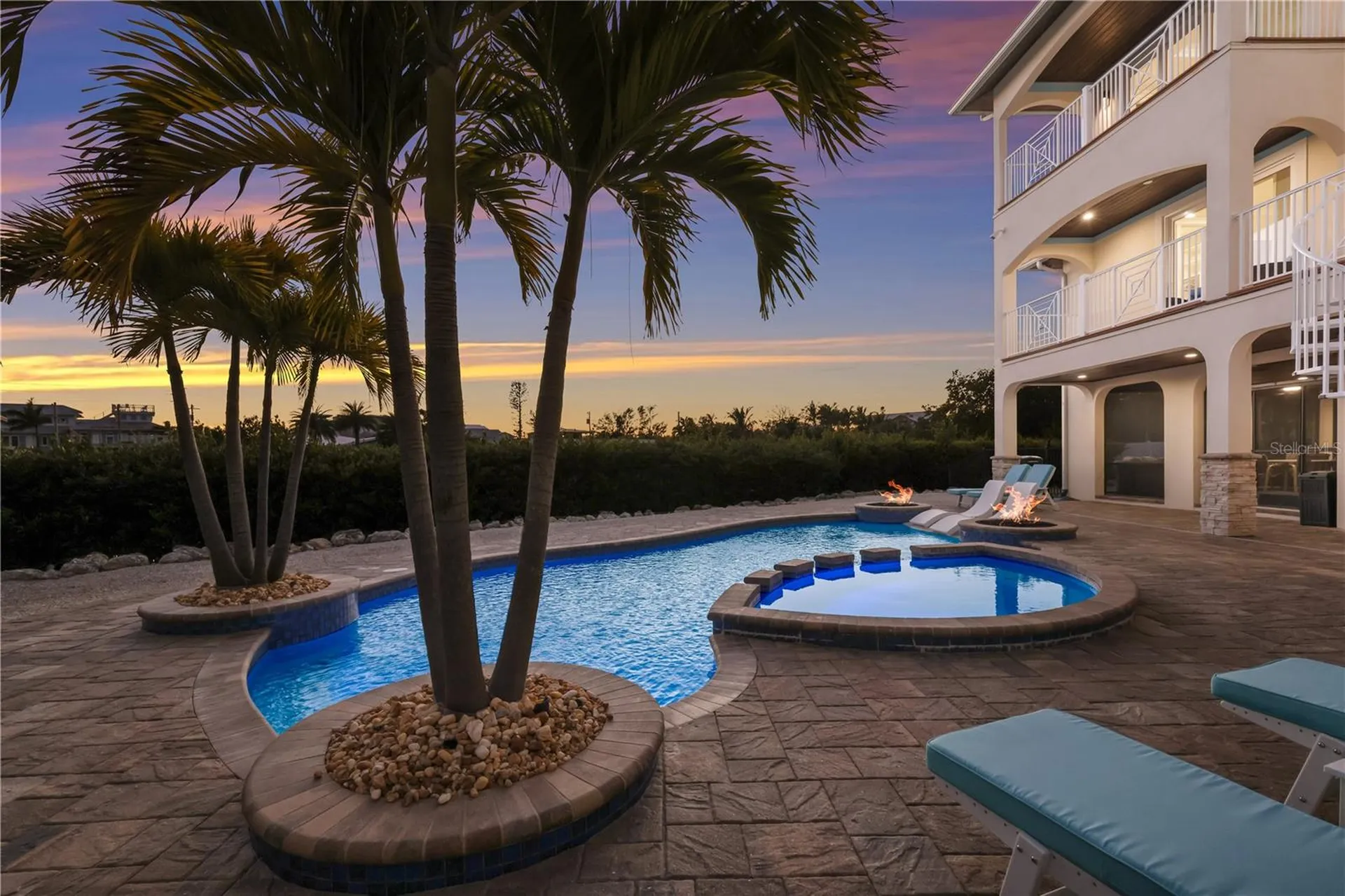 313 Hammock Circle Anna Maria FL 34216