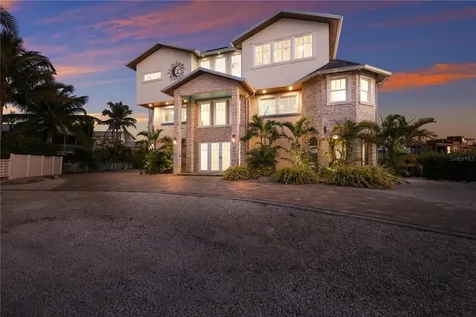 313 Hammock Circle Anna Maria FL 34216