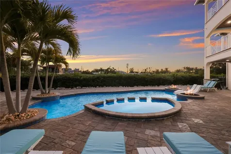 313 Hammock Circle Anna Maria FL 34216