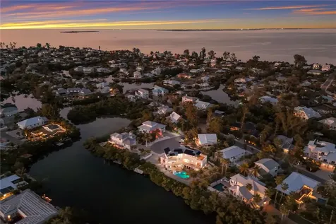 313 Hammock Circle Anna Maria FL 34216
