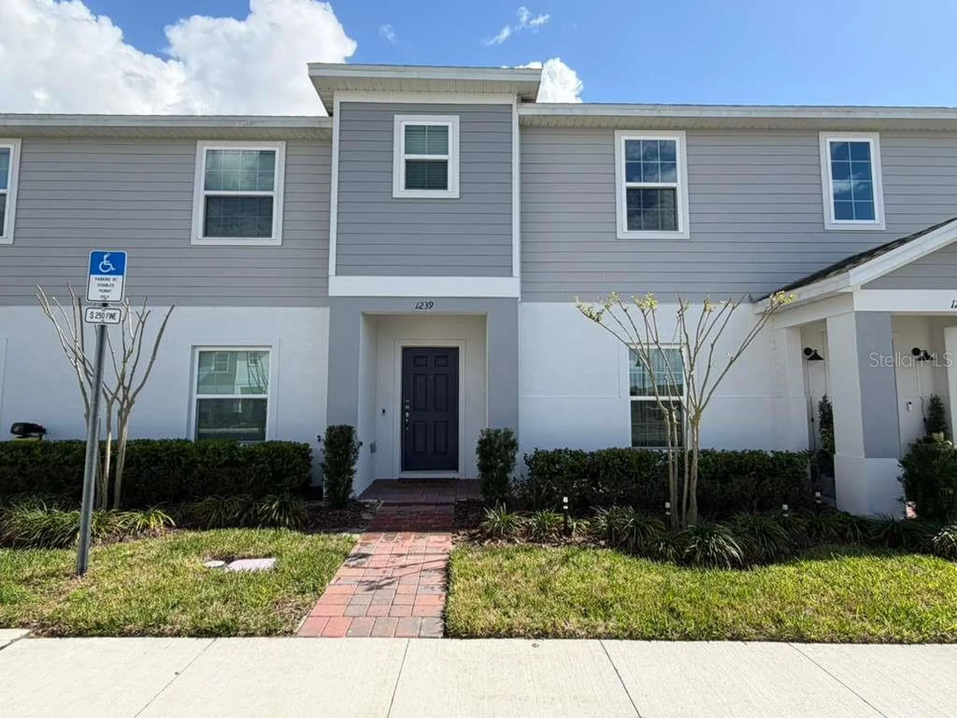 1239 Sand Torch Circle Davenport FL 33837