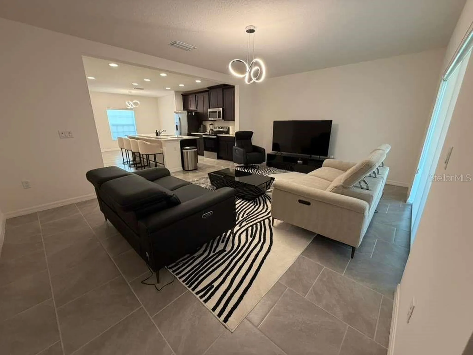 1239 Sand Torch Circle Davenport FL 33837