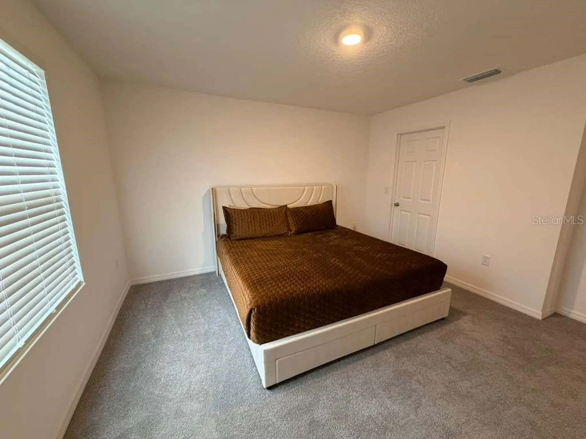 1239 Sand Torch Circle Davenport FL 33837