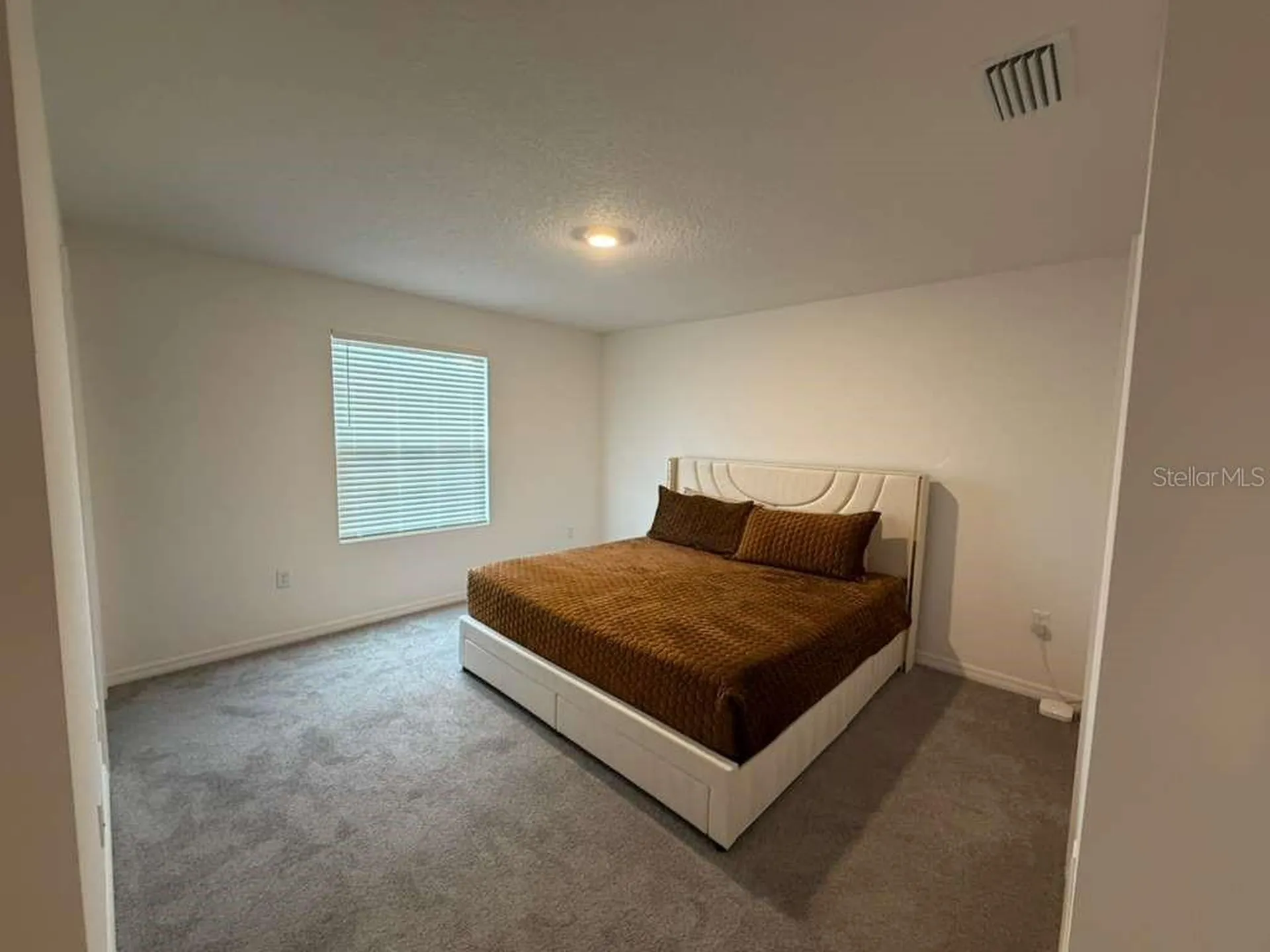 1239 Sand Torch Circle Davenport FL 33837