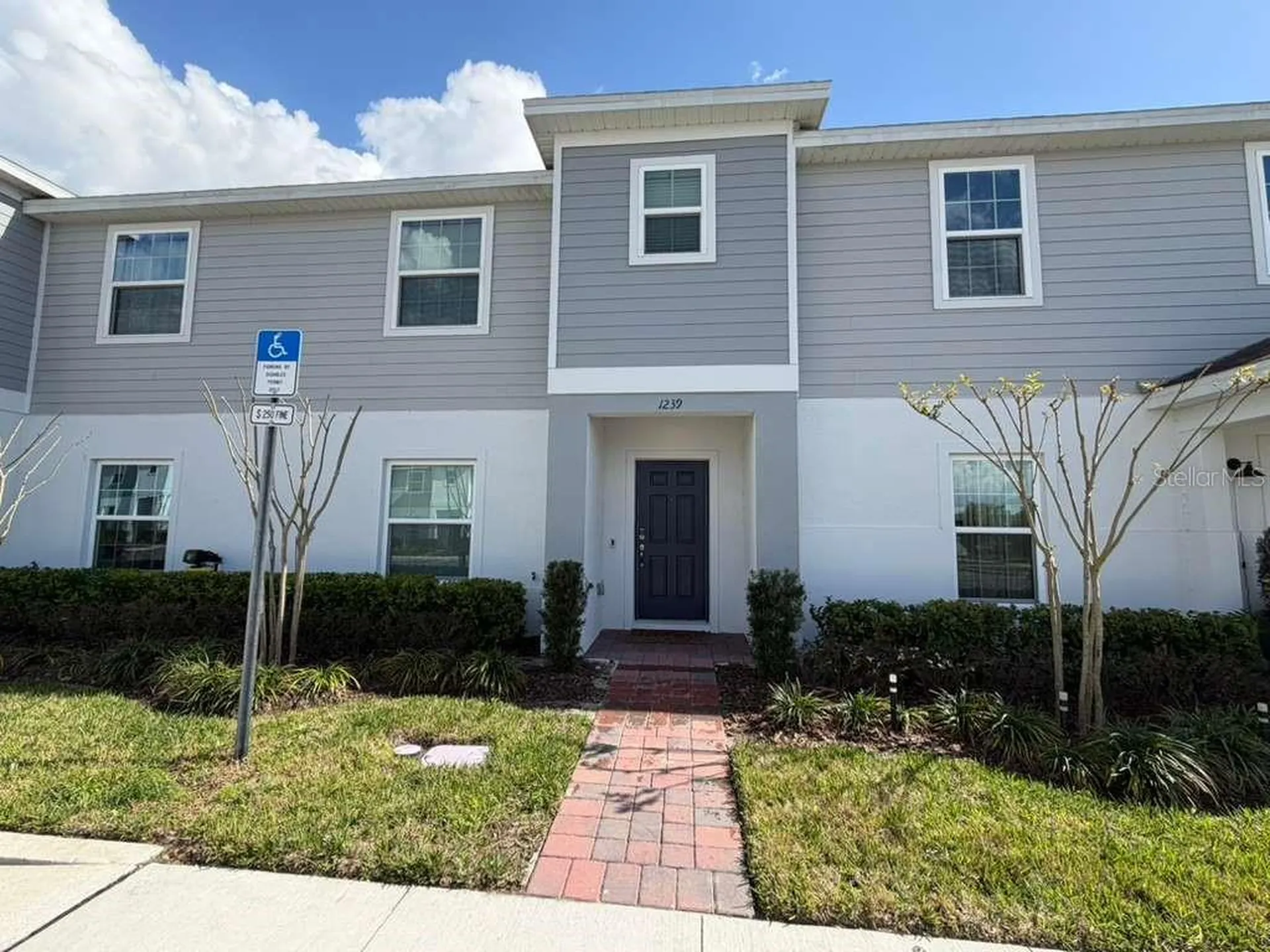 1239 Sand Torch Circle Davenport FL 33837