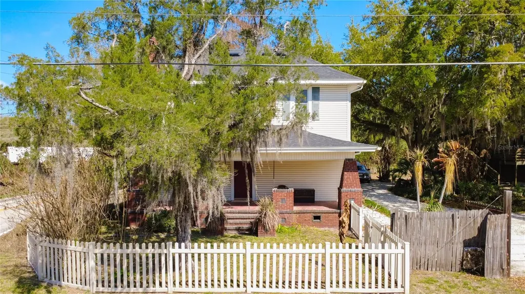 2418 W 1st Street Sanford FL 32771