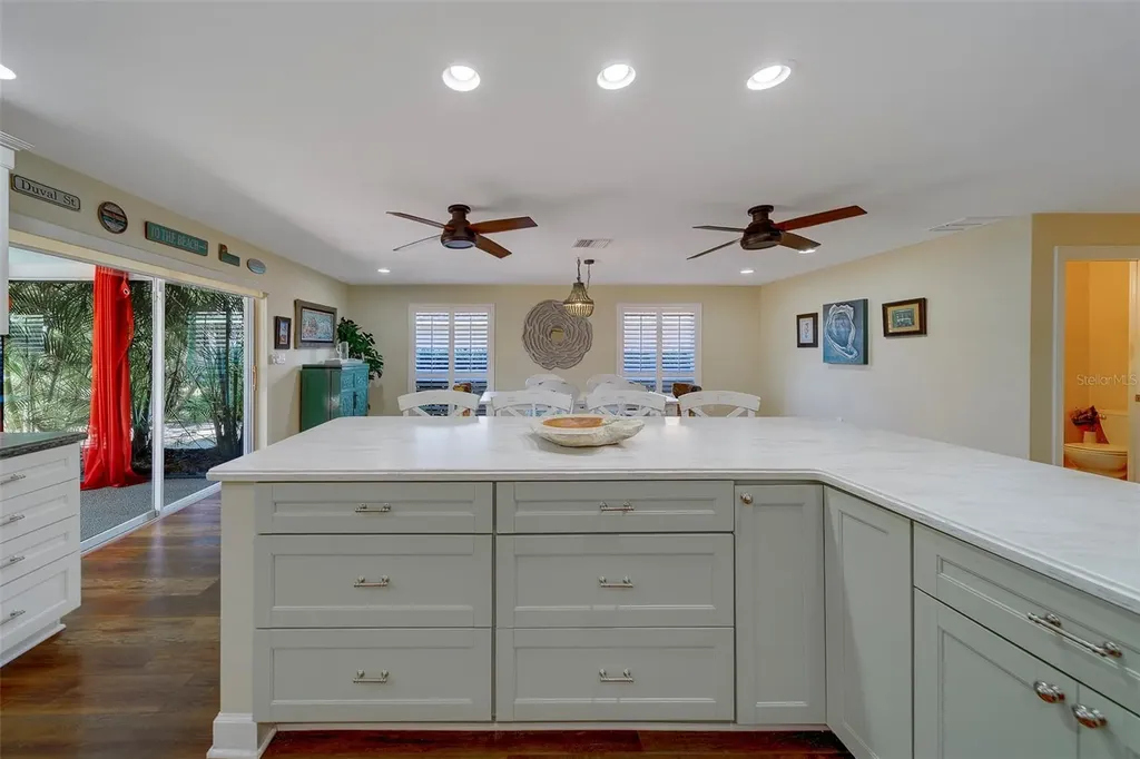 14557 Anchorage Circle Seminole FL 33776