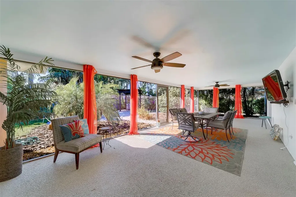 14557 Anchorage Circle Seminole FL 33776