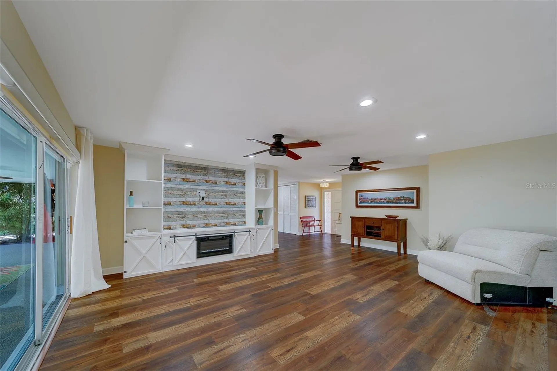 14557 Anchorage Circle Seminole FL 33776