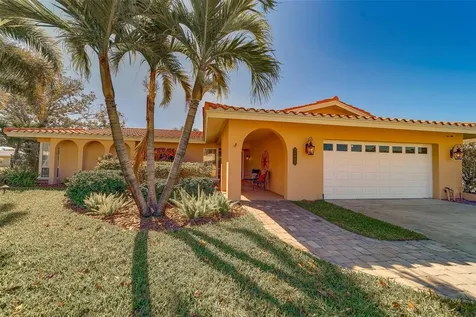 14557 Anchorage Circle Seminole FL 33776
