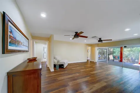 14557 Anchorage Circle Seminole FL 33776