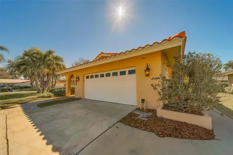 14557 Anchorage Circle Seminole FL 33776