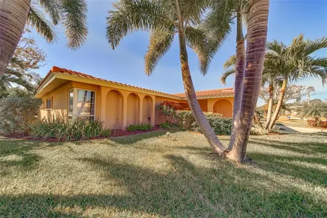 14557 Anchorage Circle Seminole FL 33776