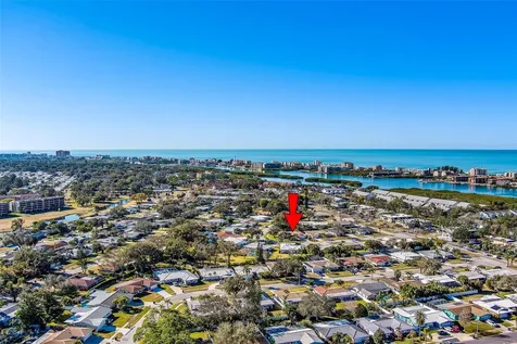 14557 Anchorage Circle Seminole FL 33776