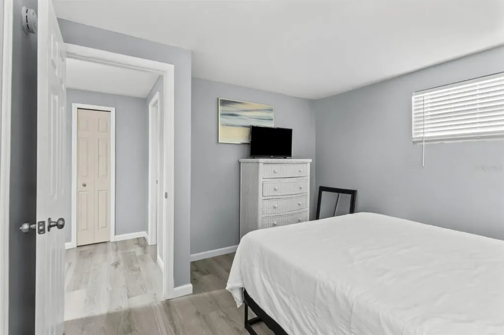 690 Fox Street Longboat Key FL 34228