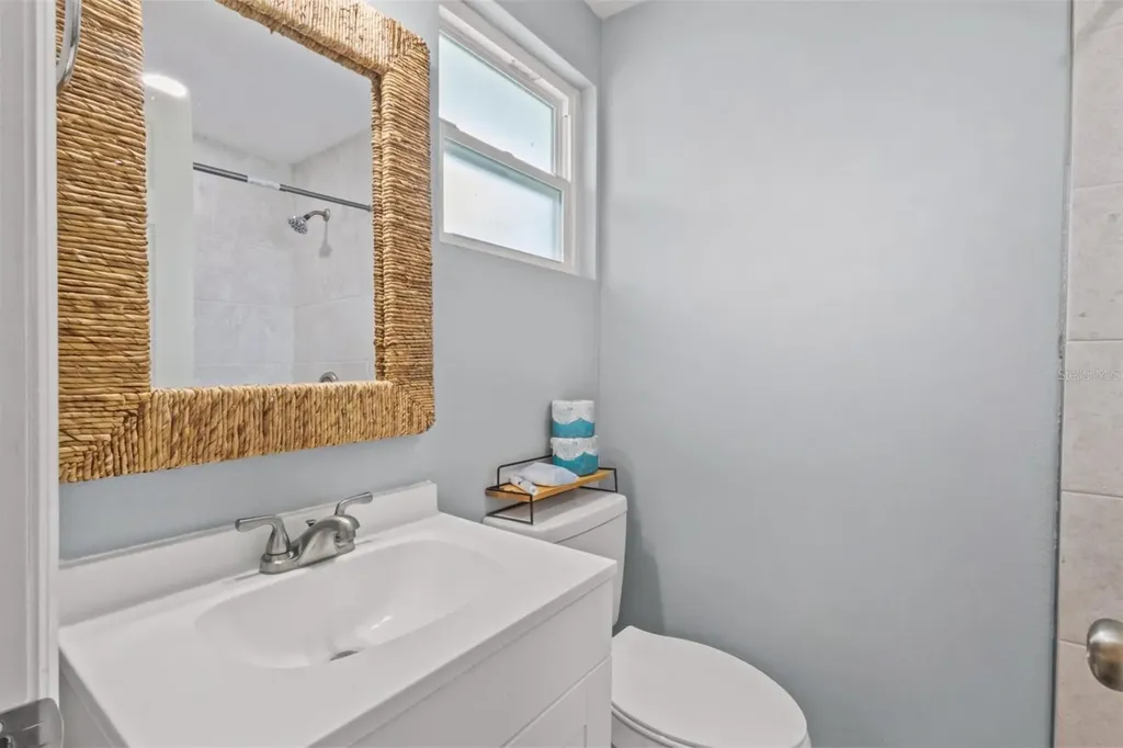 690 Fox Street Longboat Key FL 34228