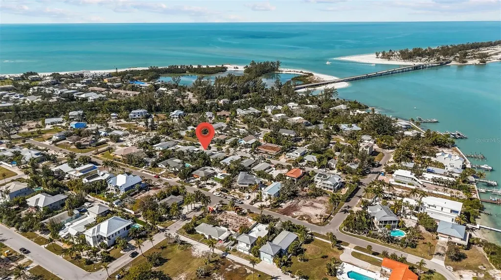 690 Fox Street Longboat Key FL 34228