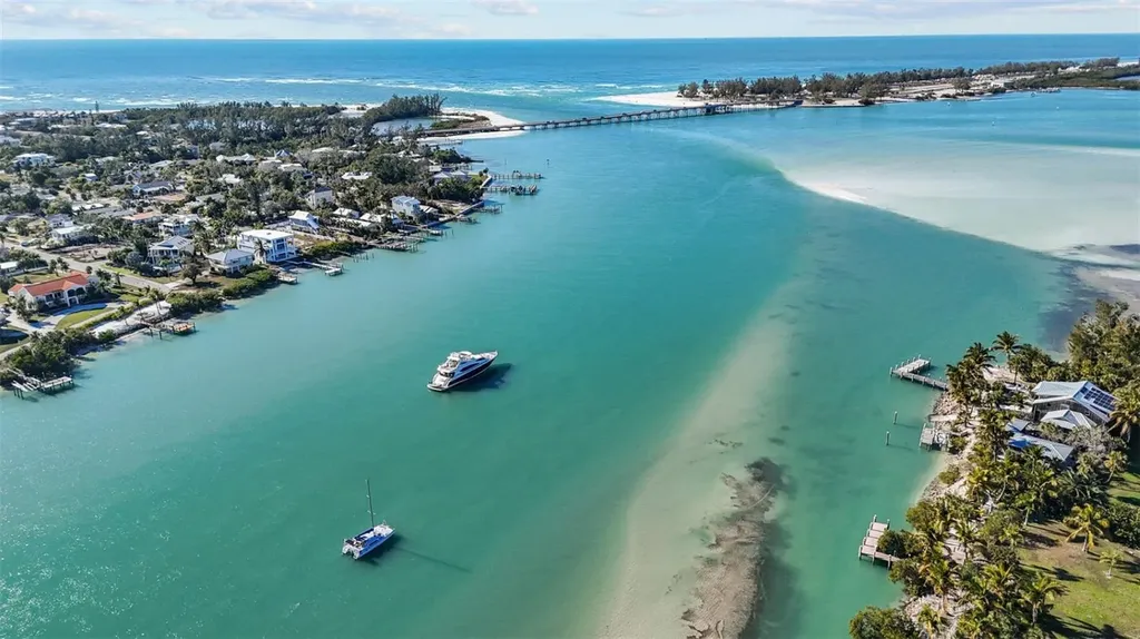 690 Fox Street Longboat Key FL 34228