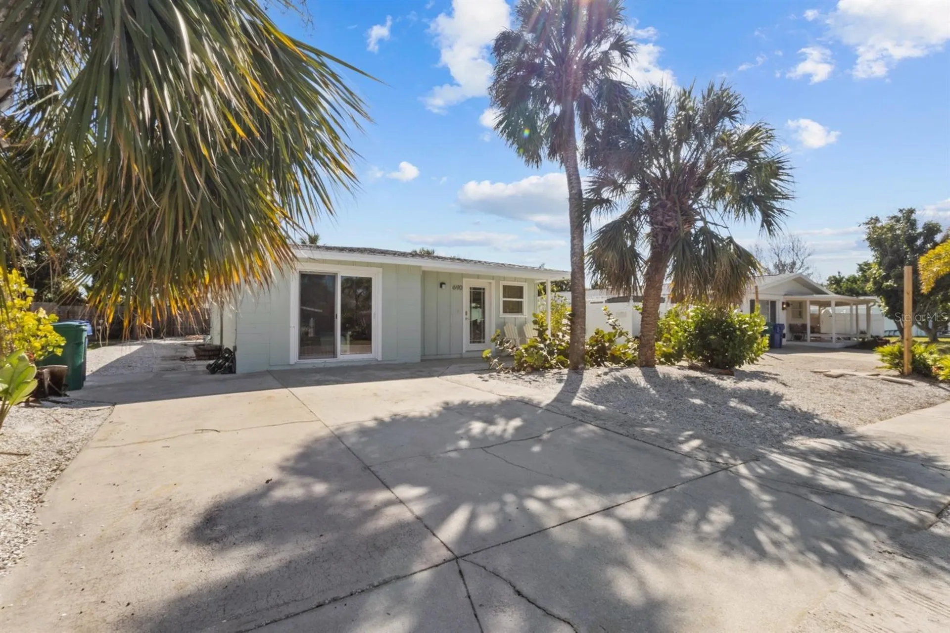 690 Fox Street Longboat Key FL 34228