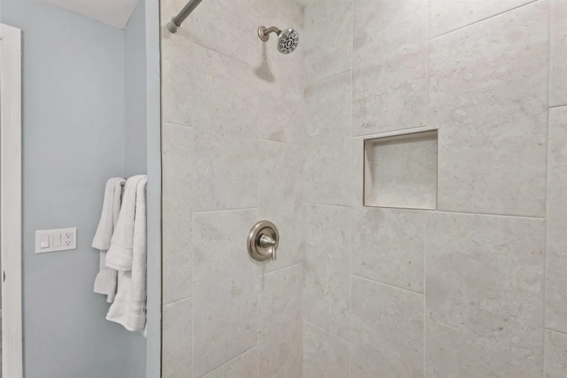 690 Fox Street Longboat Key FL 34228