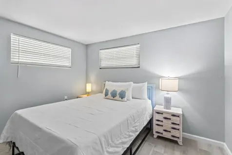 690 Fox Street Longboat Key FL 34228