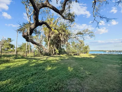 690 Fox Street Longboat Key FL 34228