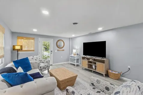 690 Fox Street Longboat Key FL 34228