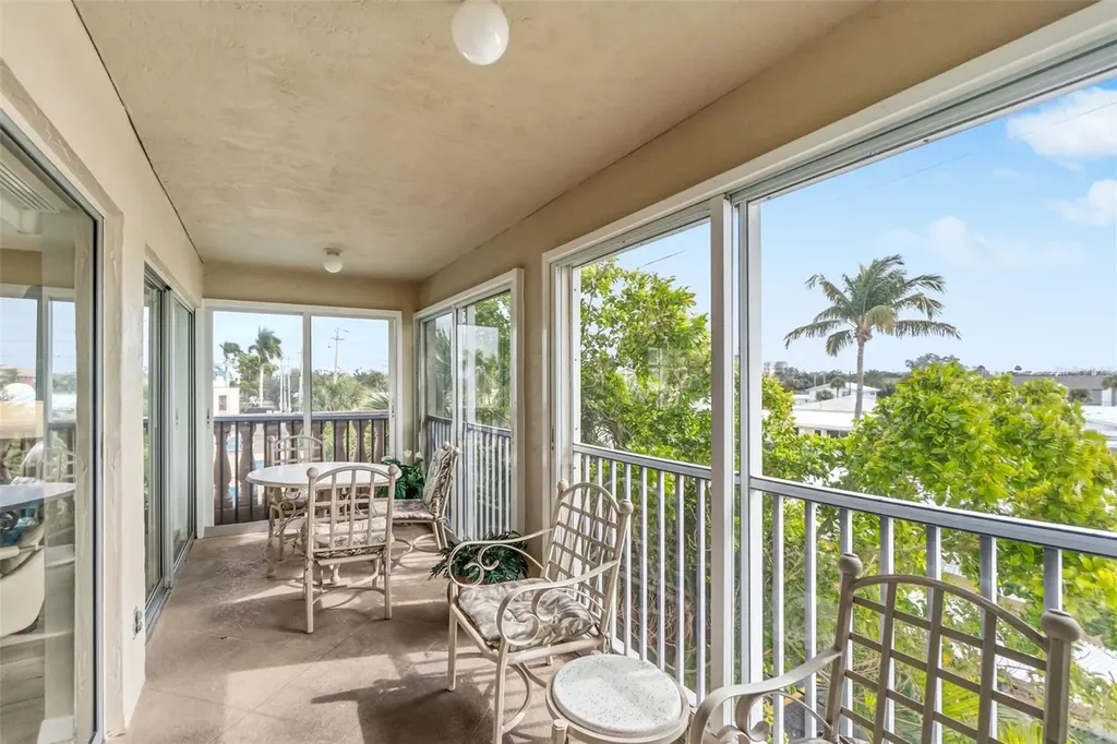 5970 Midnight Pass Road Sarasota FL 34242