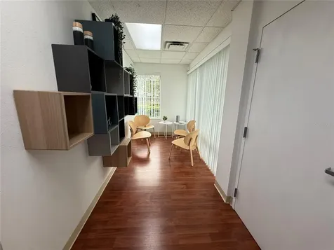 7507 Kingspointe Parkway Orlando FL 32819