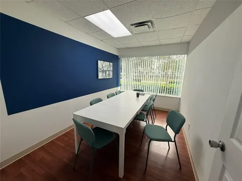 7507 Kingspointe Parkway Orlando FL 32819