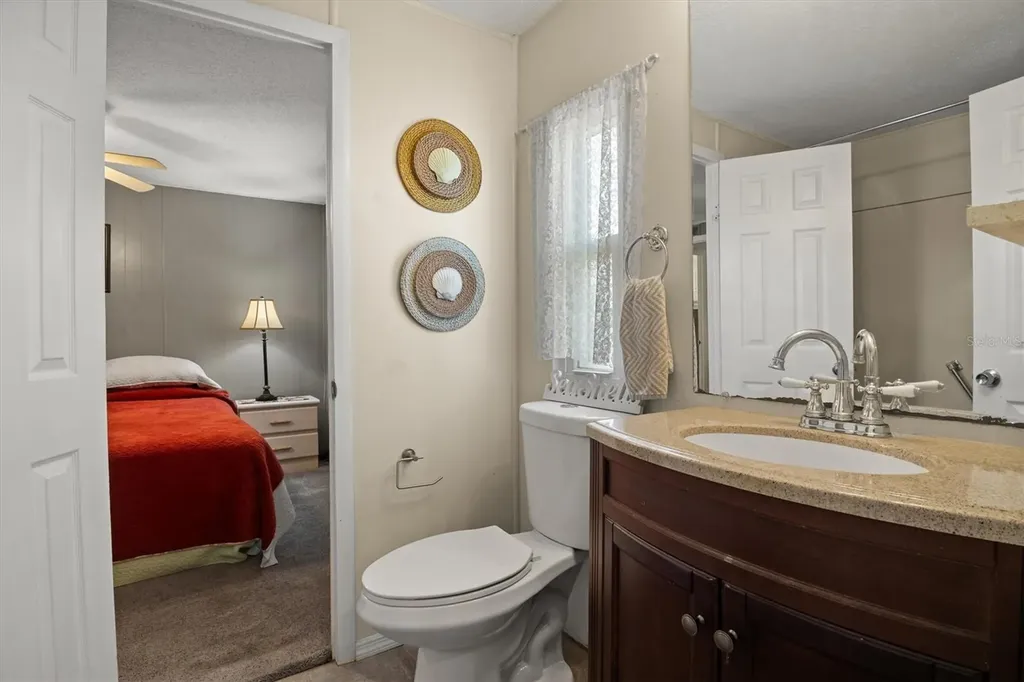 6825 S Lake Henry Drive NE Winter Haven FL 33881