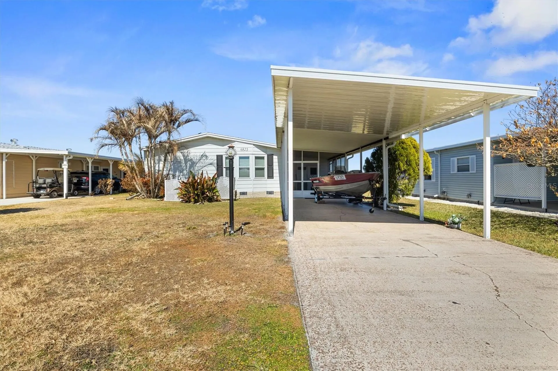 6825 S Lake Henry Drive NE Winter Haven FL 33881