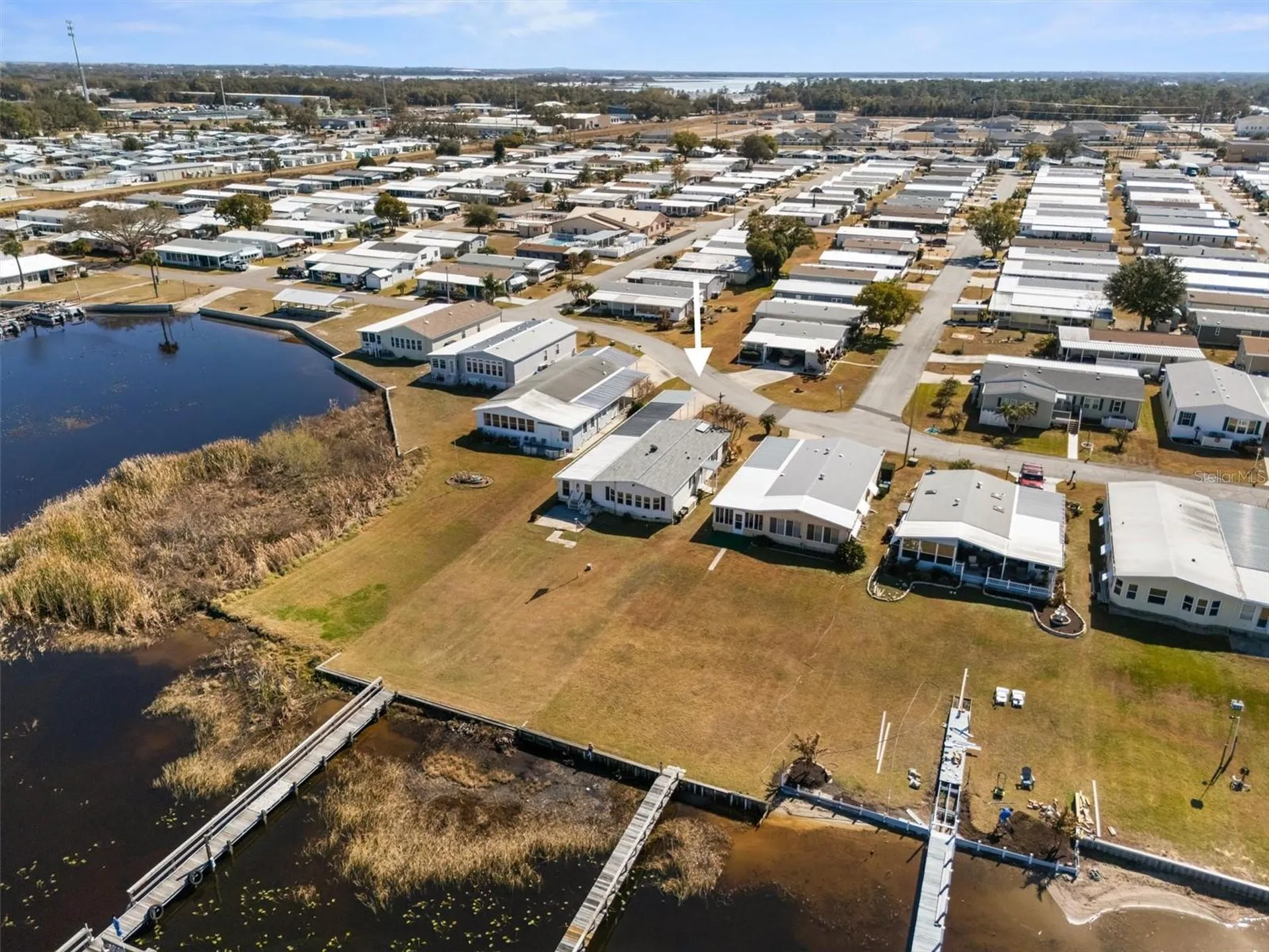6825 S Lake Henry Drive NE Winter Haven FL 33881