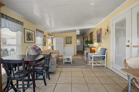 6825 S Lake Henry Drive NE Winter Haven FL 33881