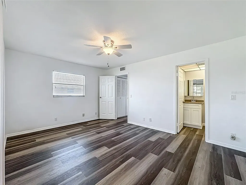 202 Bedford Trail Sun City Center FL 33573