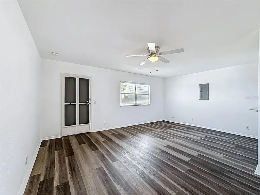 202 Bedford Trail Sun City Center FL 33573