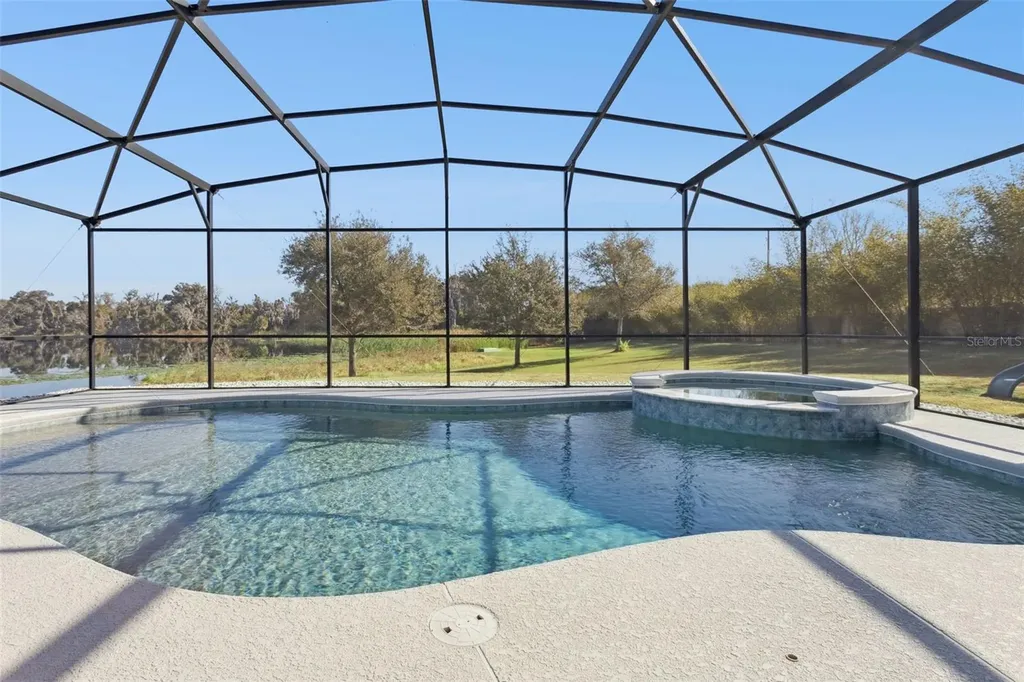 2400 Artist Point Court Apopka FL 32703