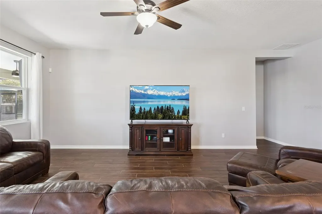2400 Artist Point Court Apopka FL 32703