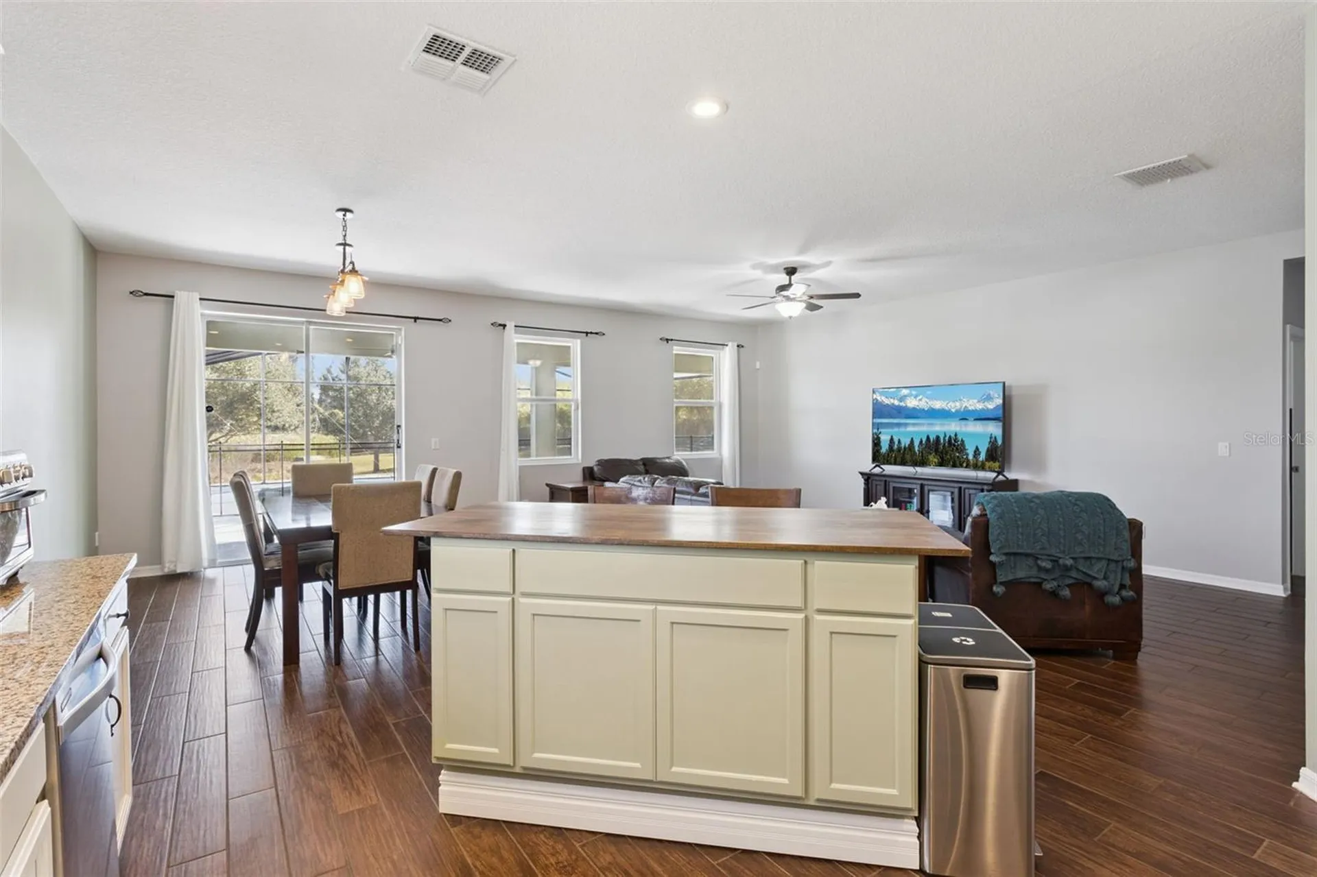 2400 Artist Point Court Apopka FL 32703